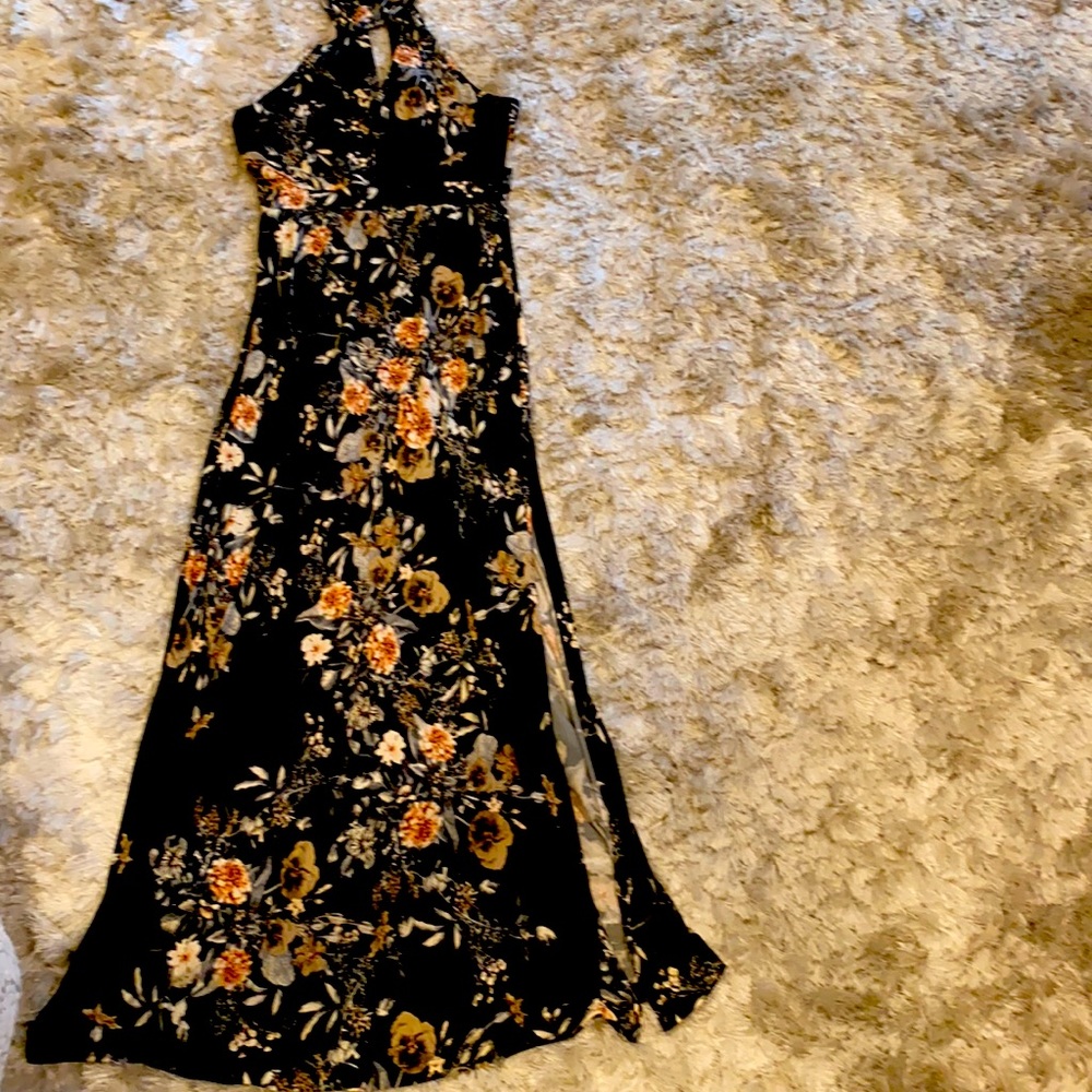 Veronica M long ~ sleeveless ~ floral dress